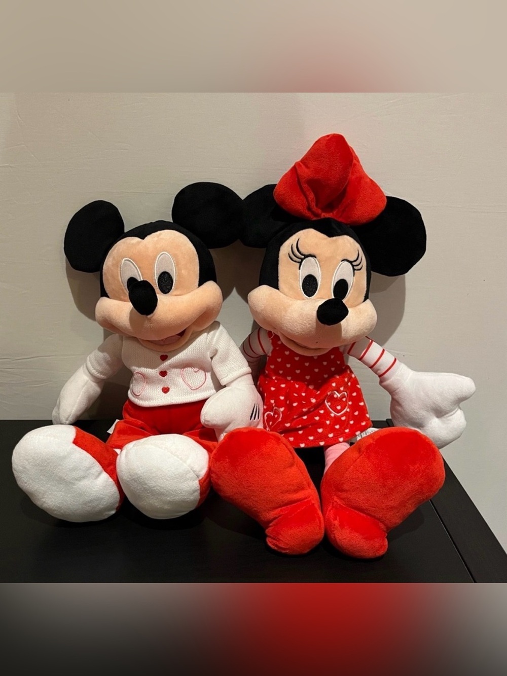 Disney Mickey & Minnie Plush Valentines Day Set